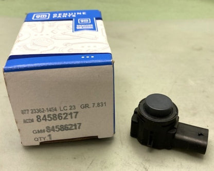 GM 84586217 Park Assist Alarm Sensor New Genuine