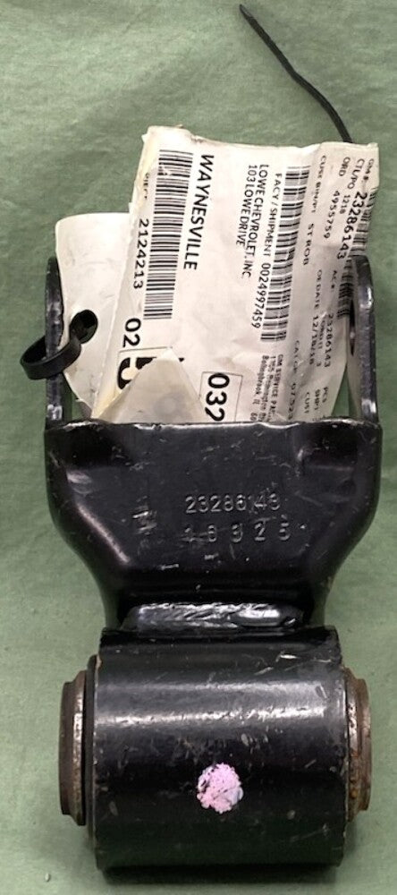 GM 23286143 Rear Spring Shackle New Genuine