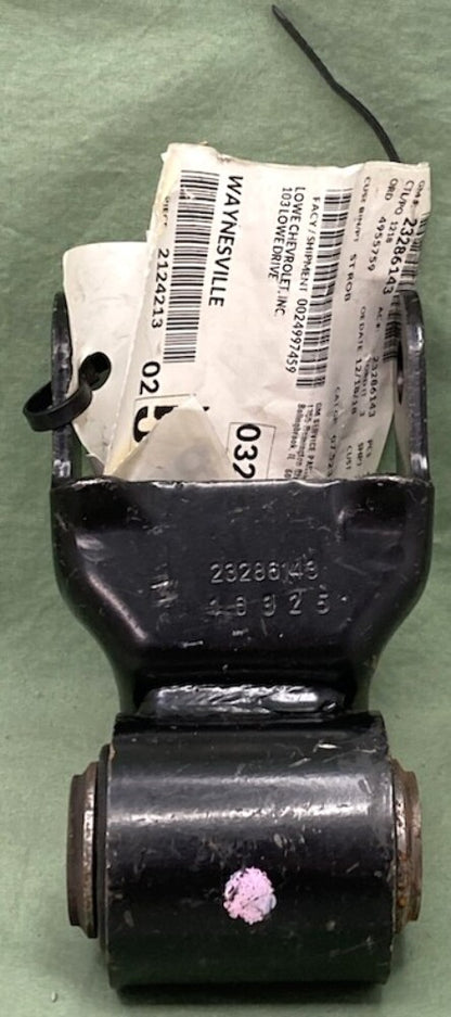 GM 23286143 Rear Spring Shackle New Genuine