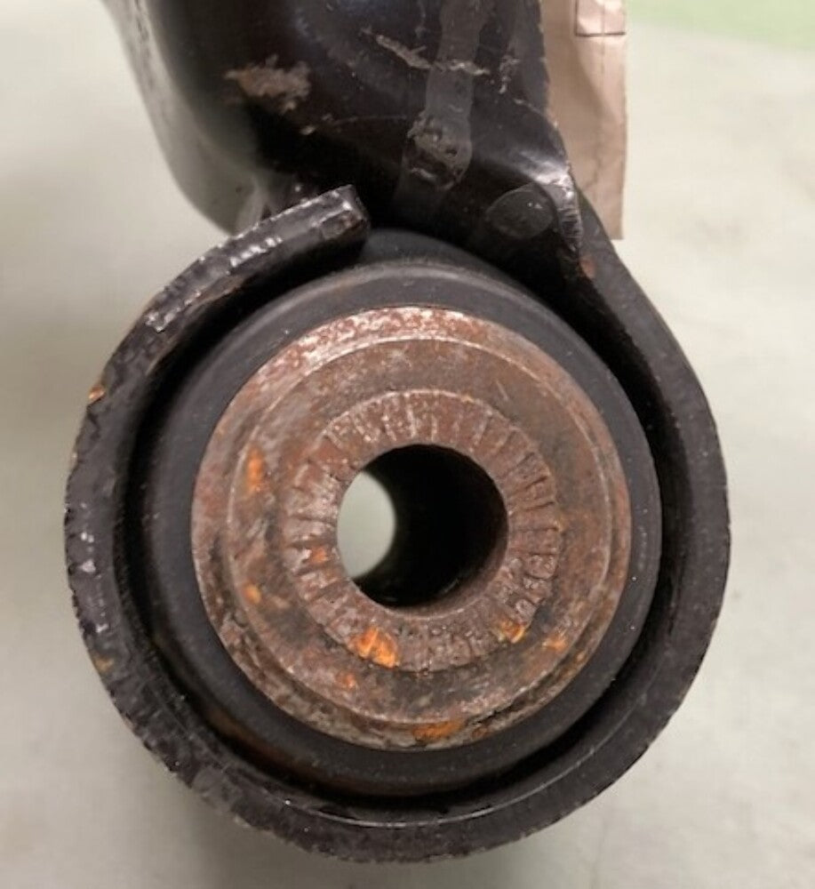 GM 23286143 Rear Spring Shackle New Genuine