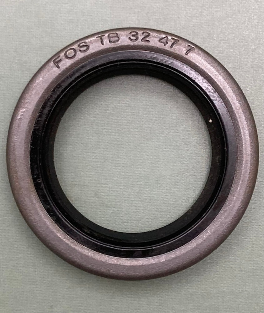 New Replaces KTM 0760324770 Shaft Seal Ring 32x47x7B