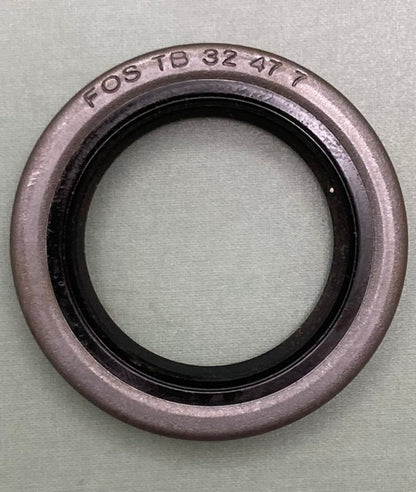 New Replaces KTM 0760324770 Shaft Seal Ring 32x47x7B