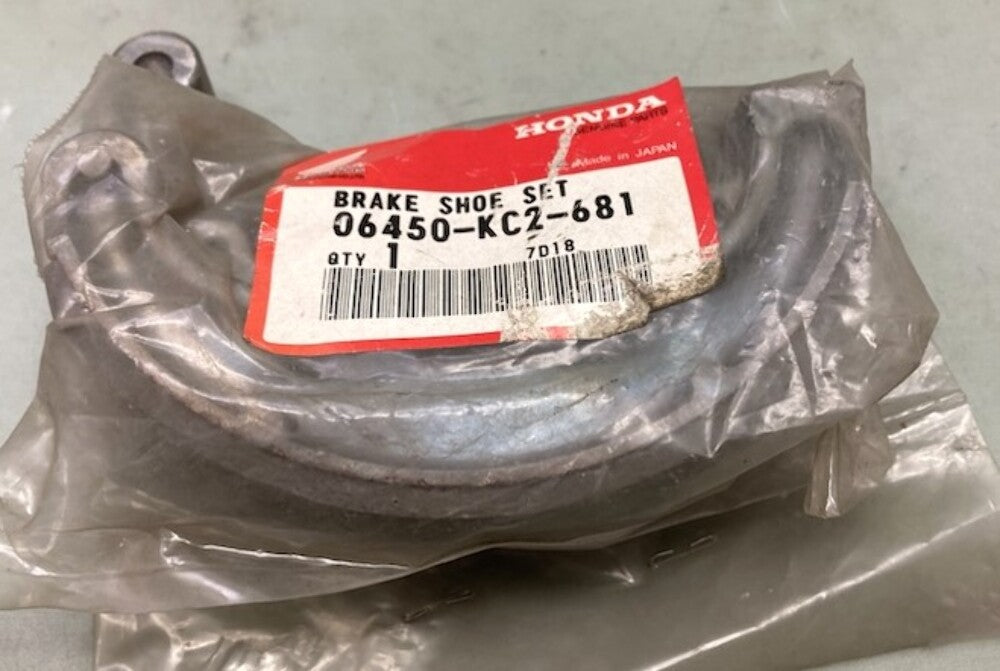 Honda 06450-KC2-681 Shoe, Set, Brake New Genuine