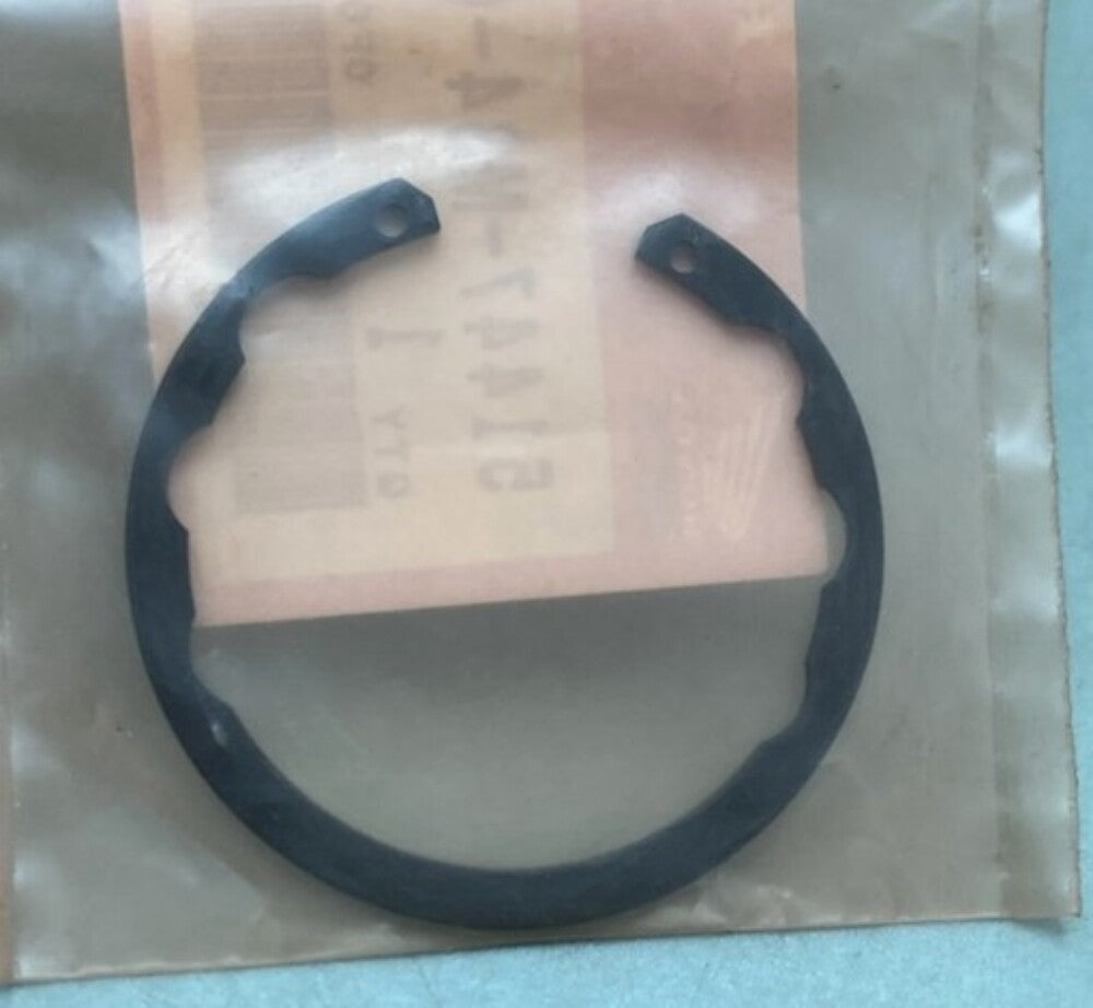 Honda 51447-MB4-003 Circlip New Genuine