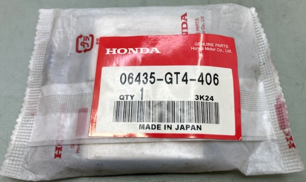 Honda 06435-GT4-406 Pad, Set, Brake 06435-GT4-415, 06435-GT4-405 New Genuine