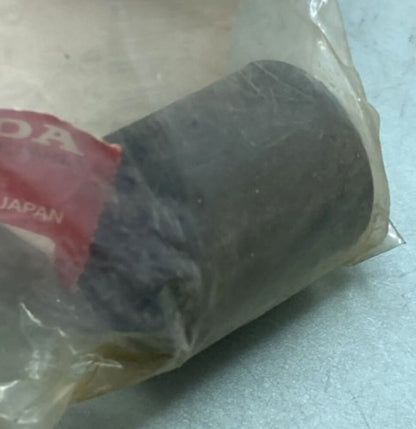 Honda 50801-VM6-000 Rubber Mounting New Genuine