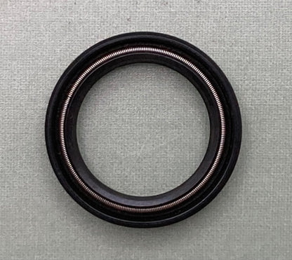 New Replaces KTM 0760182442 Shaft Seal Ring 18X24x4