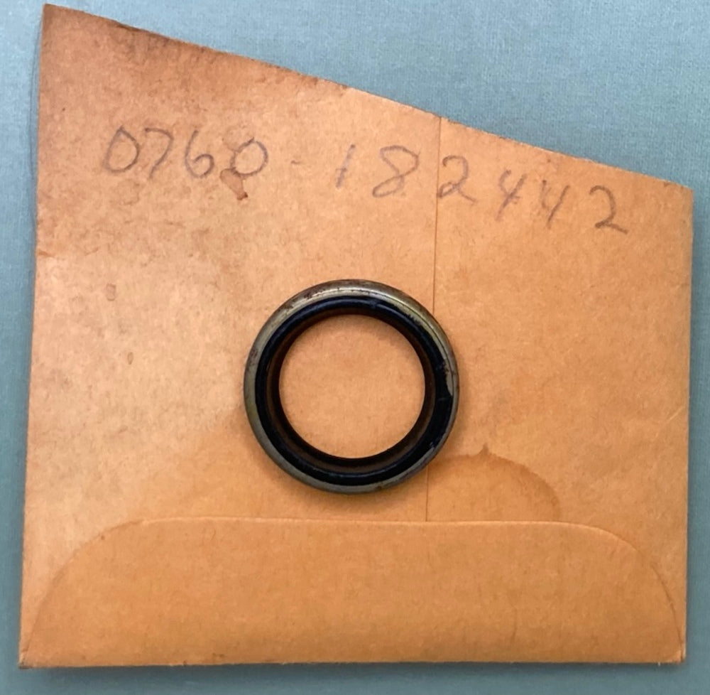 New Replaces KTM 0760182442 Shaft Seal Ring 18X24x4