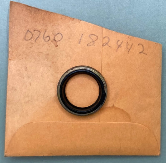 New Replaces KTM 0760182442 Shaft Seal Ring 18X24x4