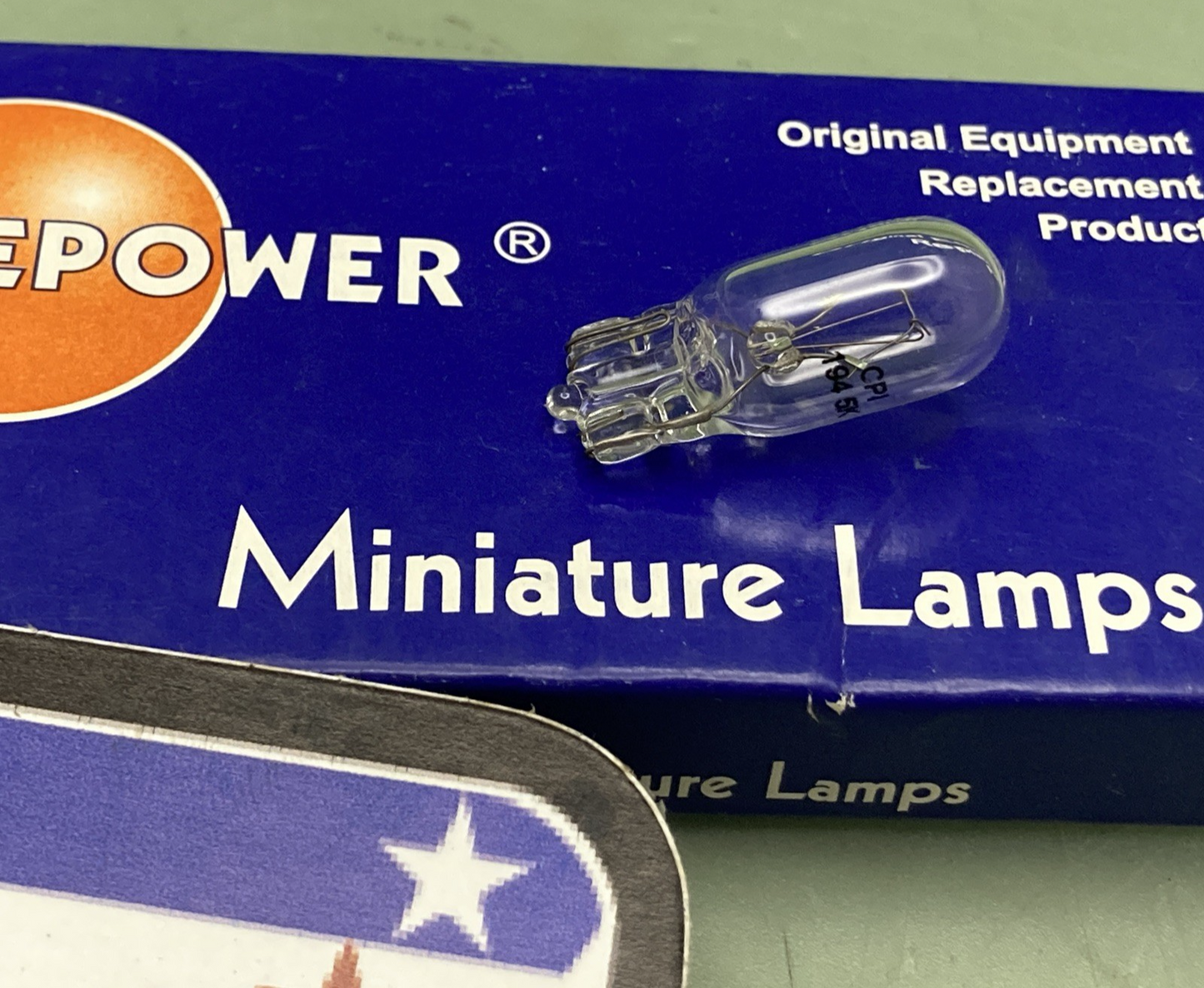 NEW GENUINE CANDLEPOWER 194 Miniature Lamp