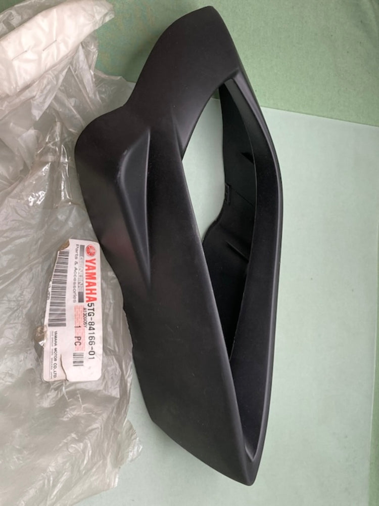 Yamaha 5TG-84166-01 Rim, Headlight, Cover, 2 New Genuine