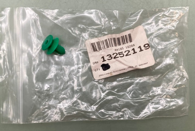 QTY 2 General Motors 13252119 Multi-Purpose Clip New Replaces