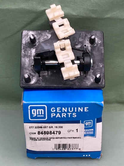 General Motors 84898479 Control New Genuine