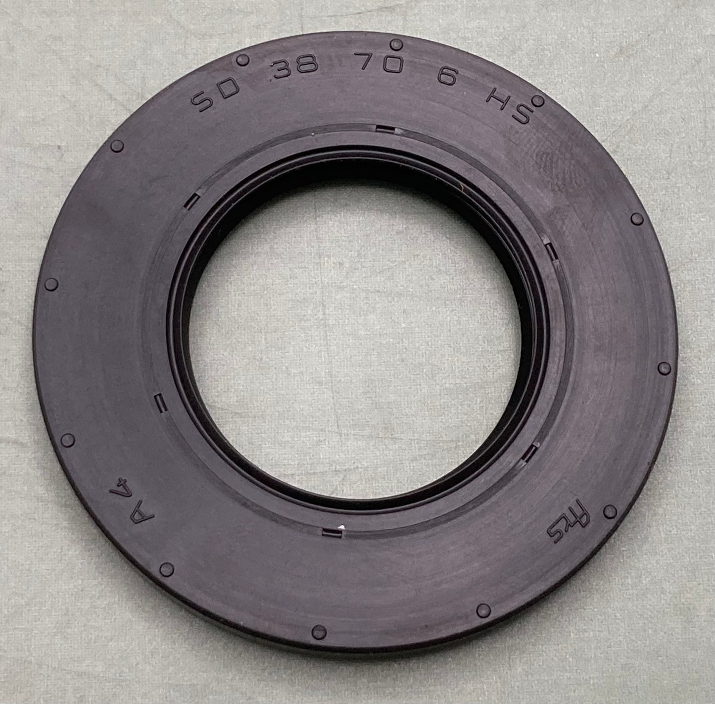 New Genuine Polaris 3089867 Oil Seal