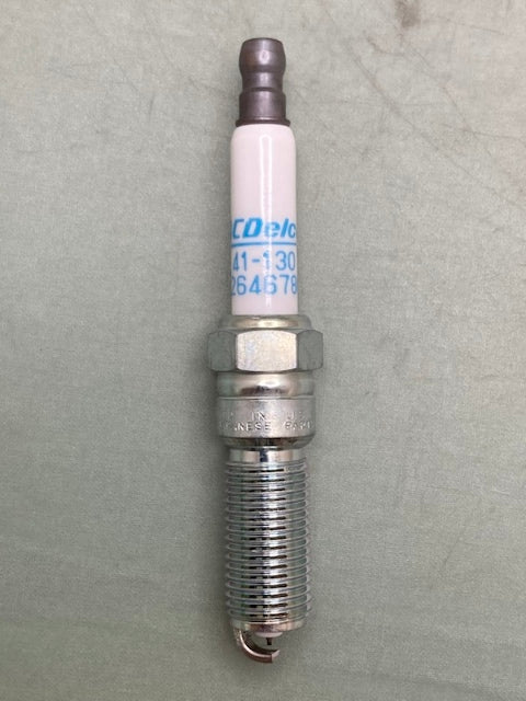 4 PK General Motors 12646780 Iridium Spark Plug #41-130 New Genuine