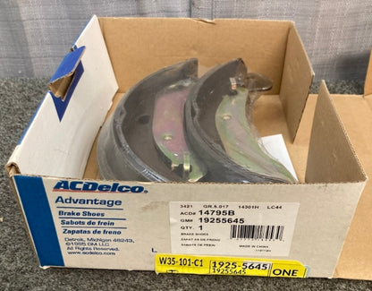 AC Delco GM 19255645 Bonded Rear Drum Brake Shoe Set New Genuine