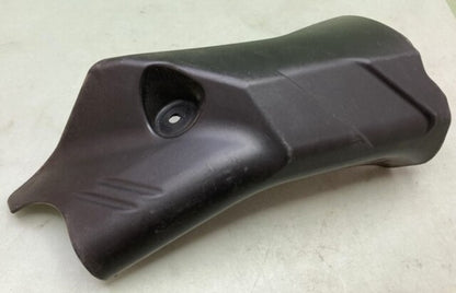 Yamaha 3B4-22129-00-00 Cover Thrust New Replaces