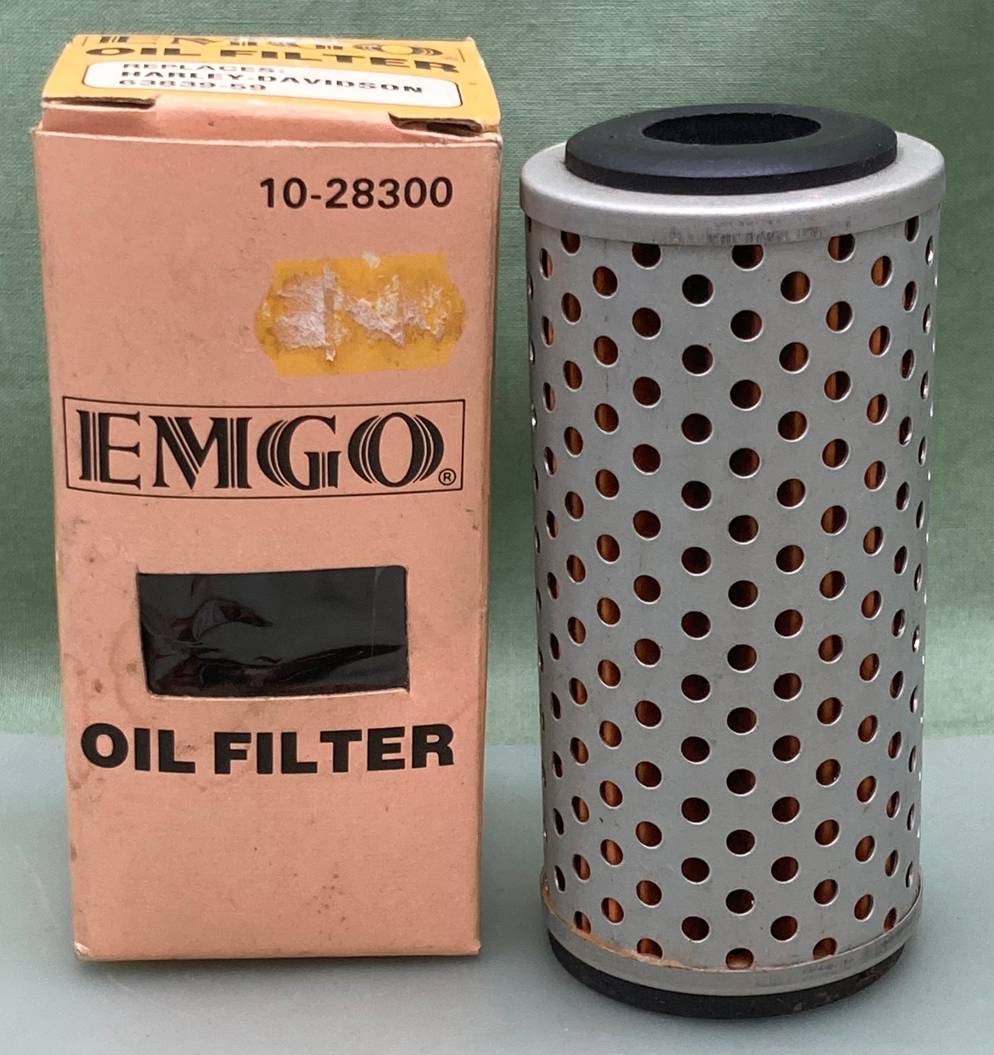 New Genuine EMGO 10-28300 Oil Filter