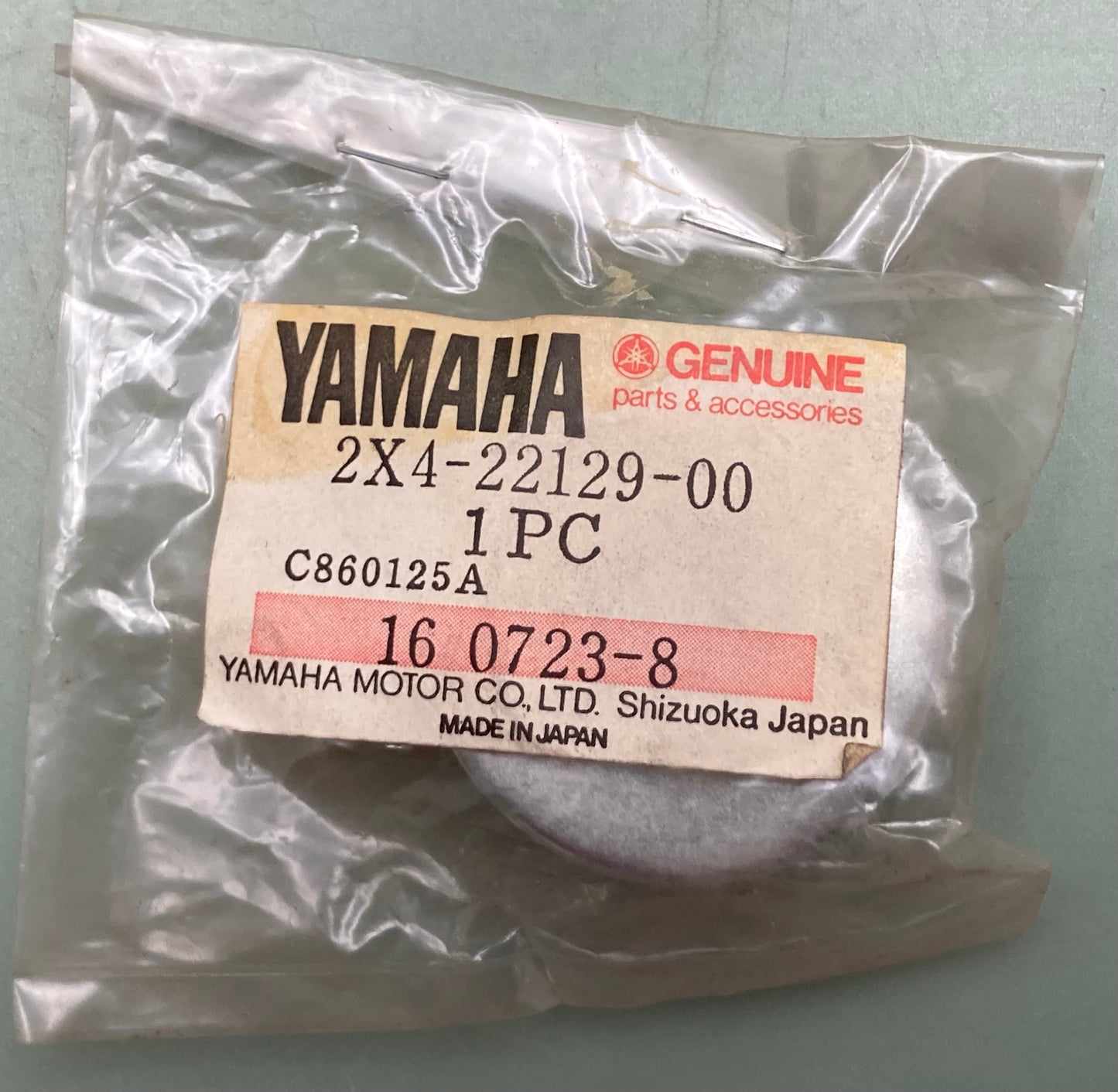 New Genuine Yamaha 2X4-22129-00 Cover, Thrust, 2