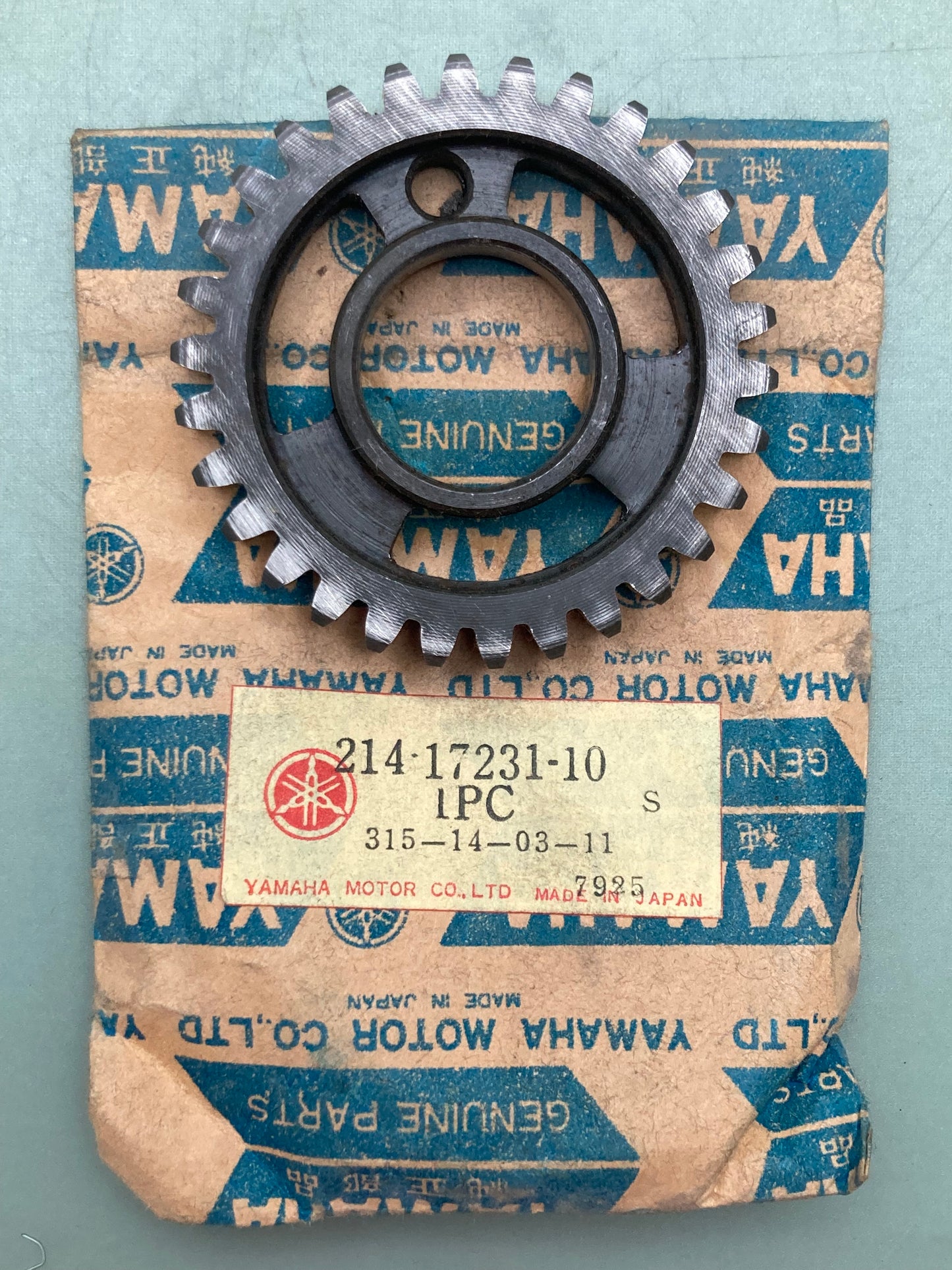 New Genuine Yamaha 214-17231-10 Gear, 3rd, Wheel