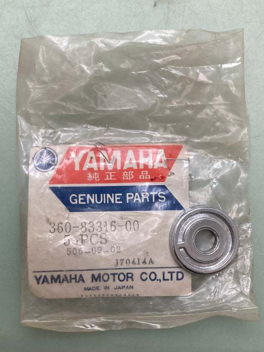 New Genuine Yamaha 360-83316-00 Collar, Flasher 1
