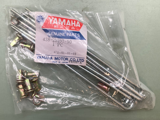 New Genuine Yamaha 438-25397-90 Outer Spoke Set 2