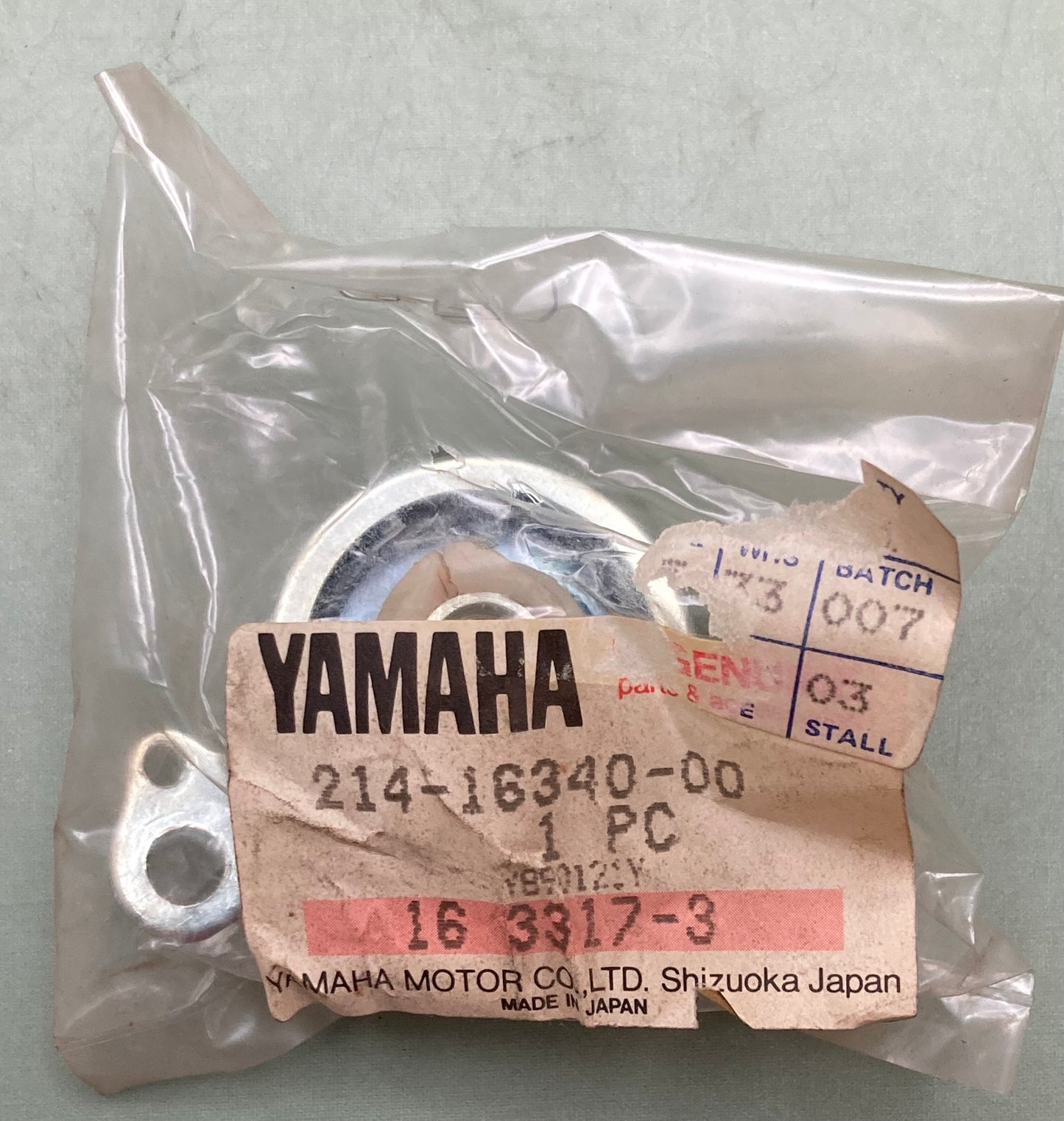 New Genuine Yamaha 214-16340-00 Push Lever Assembly