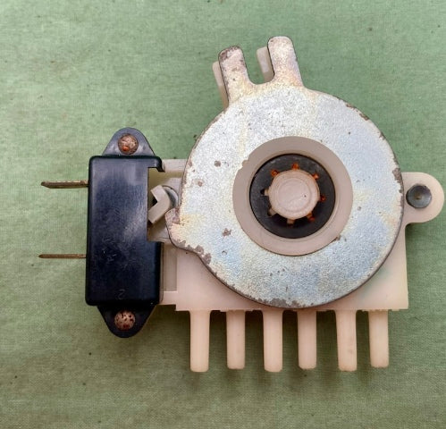 Ford Motorcraft YH-275 HVAC Heater Vacuum Control Switch New Genuine
