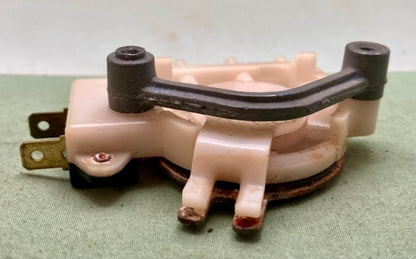 Ford Motorcraft YH-275 HVAC Heater Vacuum Control Switch New Replaces