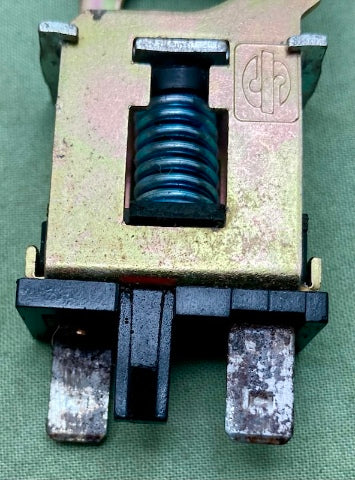 Standard Motor Products SLS-83  2 Terminal Brake Light Switch New Genuine