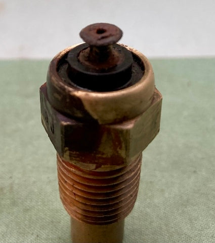 Standard Motor Products TS-52 Engine Coolant Temperature Sender Standard New Genuine