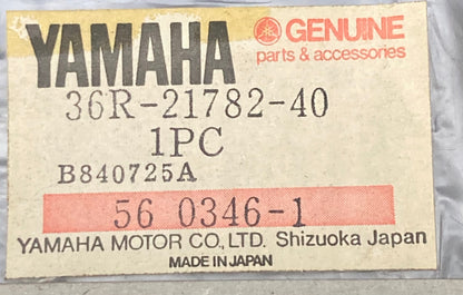 New Genuine Yamaha 36R-21782-40 Emblem 2