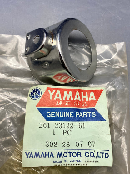New Genuine Yamaha 261-23122-61 Outer Fork Reflector Holder