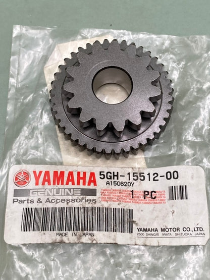 Yamaha 5GH-15512-00 Gear, Idler, 1  New Genuine