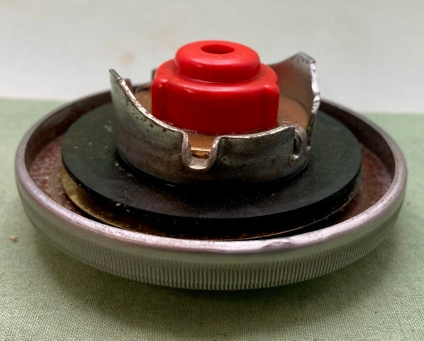 ProvenValu 34045 Gas Cap Repl Stant G704, G741 New Genuine