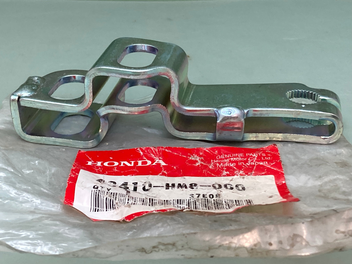 New Genuine Honda 43410-HM8-000 Arm, Rr., Brake