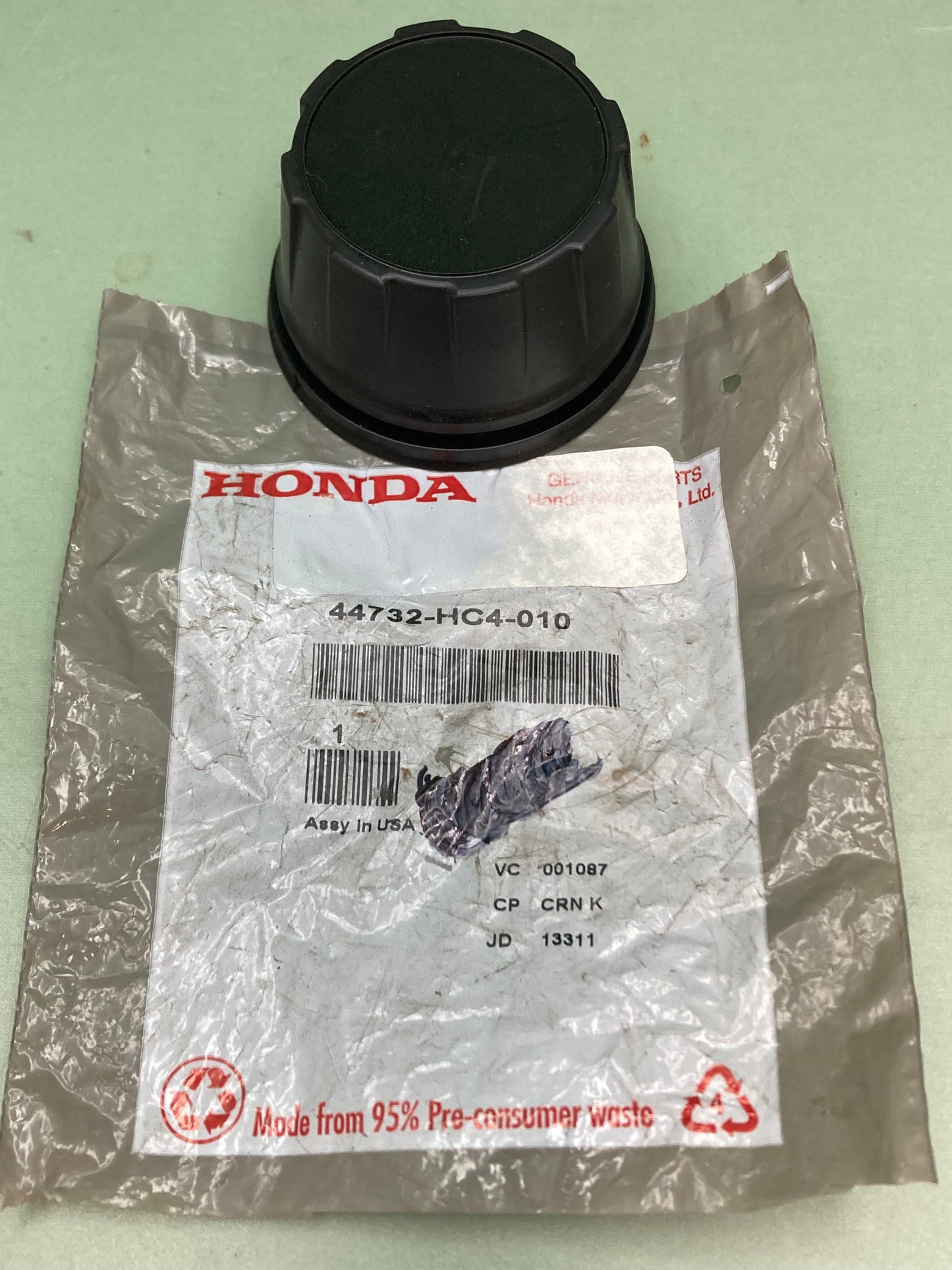 New Genuine Honda 44732-HC4-010 Cap, Wheel, Center