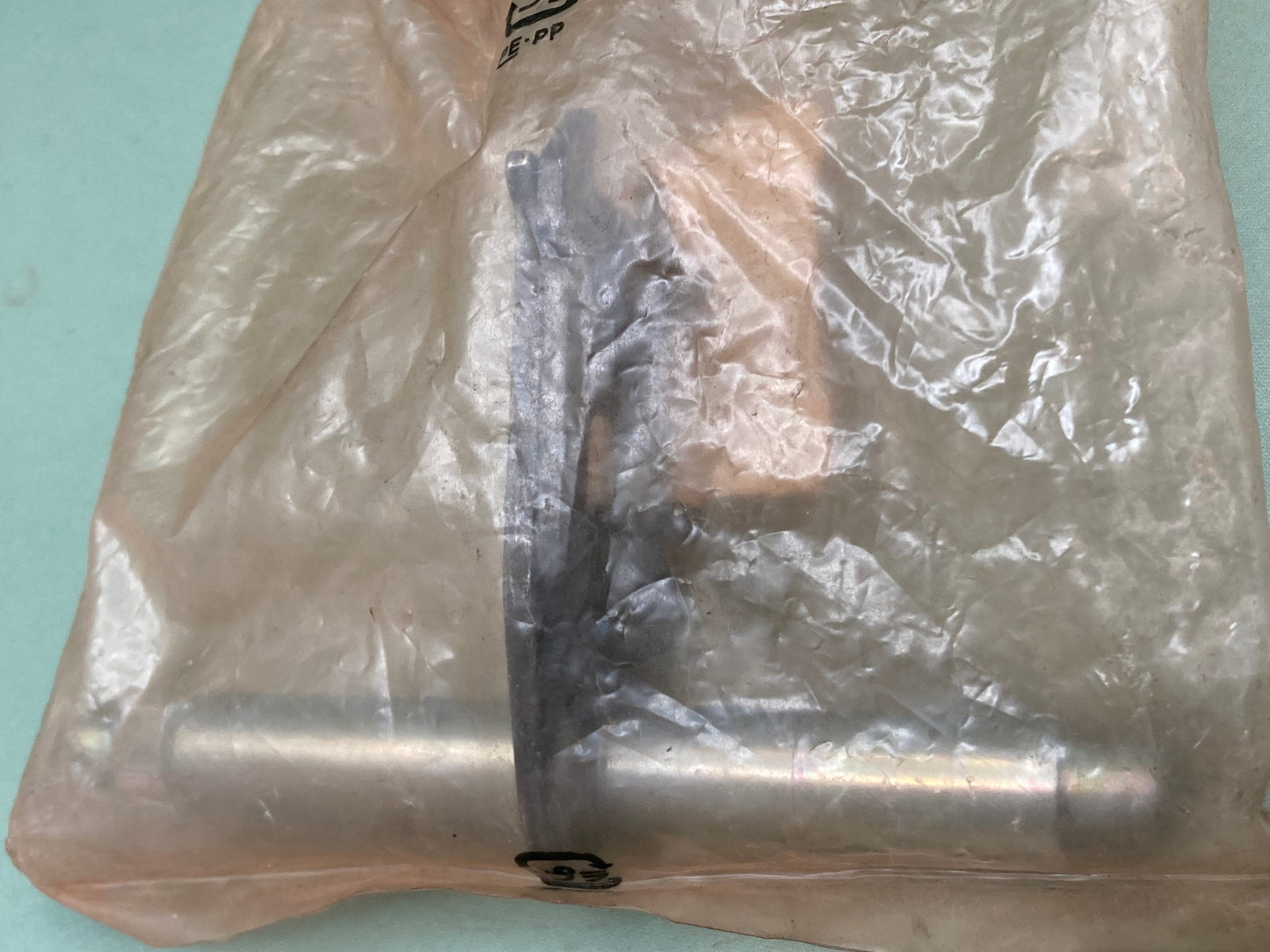 New Genuine Honda 24610-KCY-671 Spindle, Gearshift