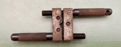 MCA 933933 Thread Re-Former Replaces