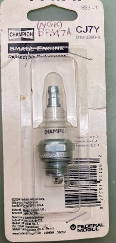 Champion CJ7Y #853-1 Spark Plug Small Engine Replaces 018-3386-4  New Genuine