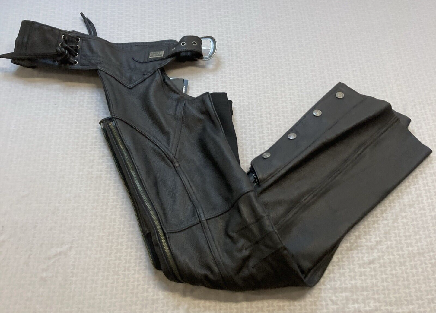 NEW GENUINE HARLEY DAVIDSON 98046-19VW XS WOMENS DELUXE II BLACK LEATHER CHAPS