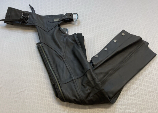NEW GENUINE HARLEY DAVIDSON 98046-19VW XS WOMENS DELUXE II BLACK LEATHER CHAPS