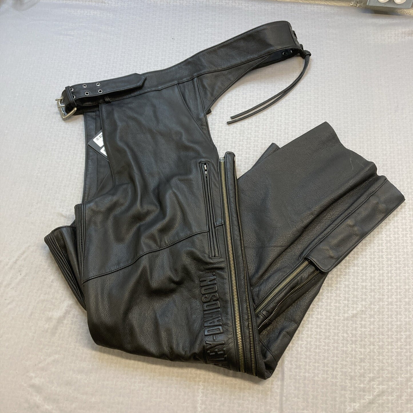 NEW GENUINE HARLEY DAVIDSON 98100-16VM 3XL MEN'S DELUXE II BLACK LEATHER CHAPS