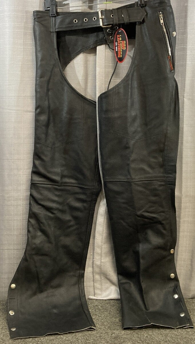 NEW GENUINE HOT LEATHERS CHM1006 4 POCKET CHAP W/ QUILT LINING SMALL