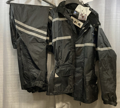 NEW GENUINE NELSON RIGGS VTL-700 VOLANTE 2-PIECE RAINSUIT BLACK, SIZE MEDIUM