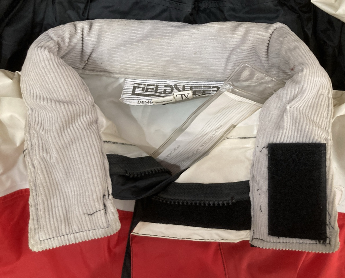 NEW GENUINE FIELDSHEER 340 STRADA RAIN SUIT BLACK/RED/WHITE MENS XL