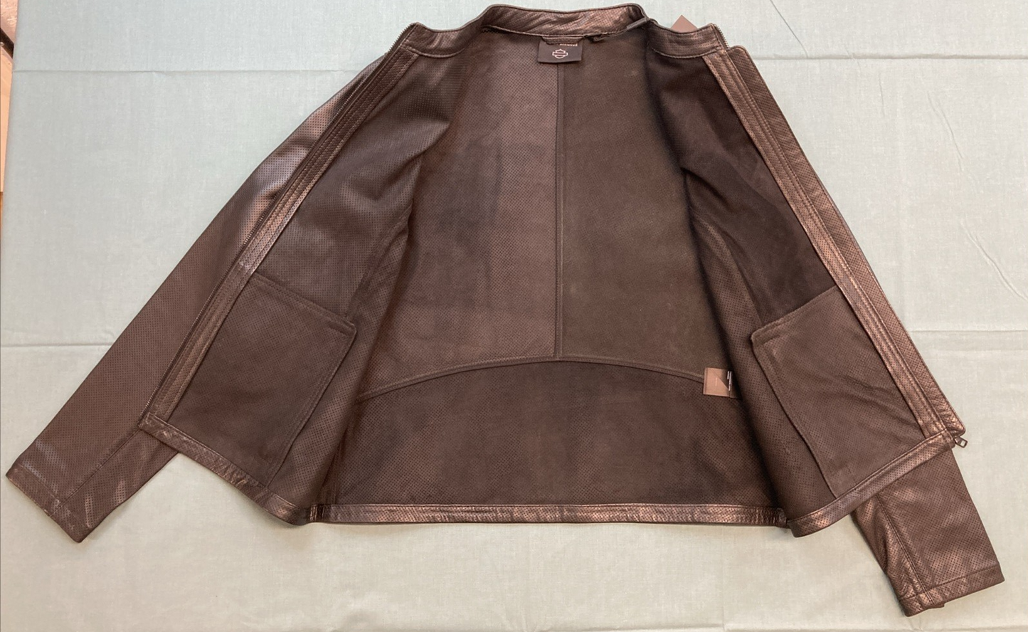 NEW GENUINE HARLEY DAVIDSON 97006-24VW/002L Factory Perforated Leather Jacket