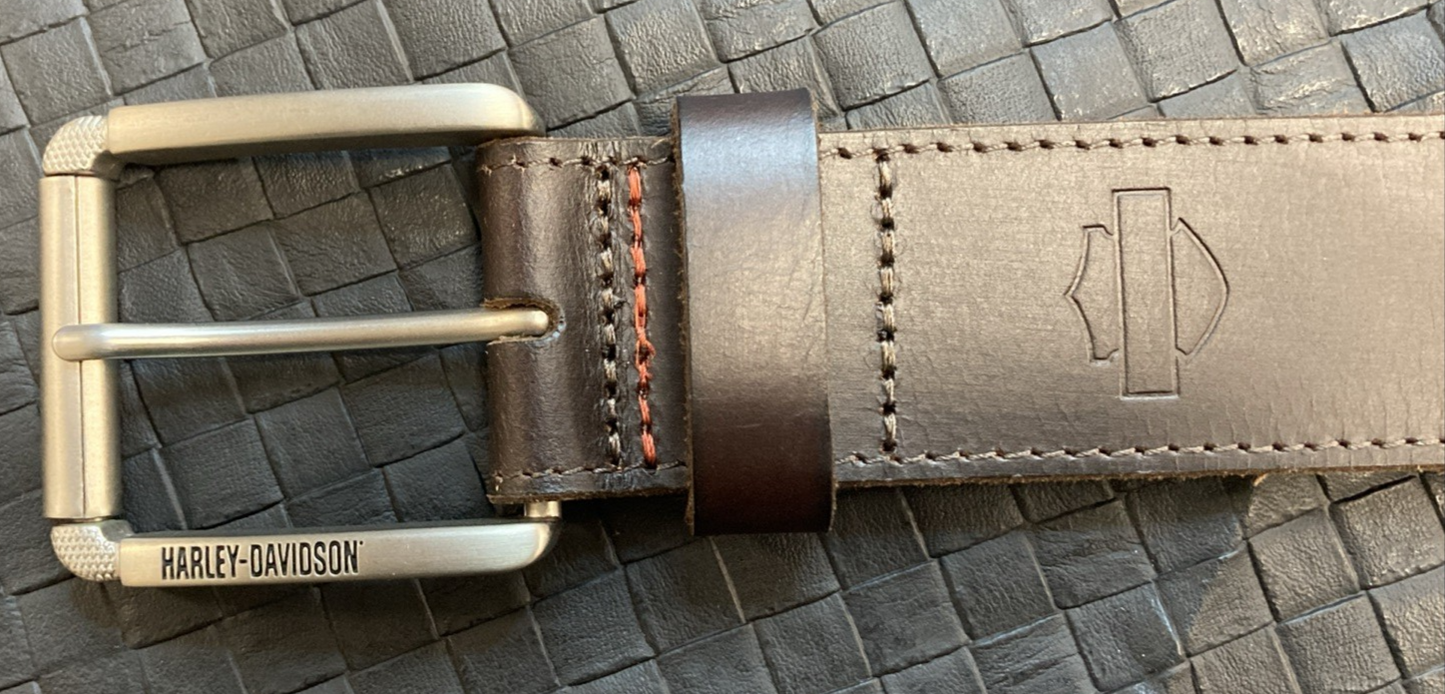 NEW GENUINE HARLEY DAVIDSON BMM010 MEN'S 42 "Mod Bar&Shield" Belt