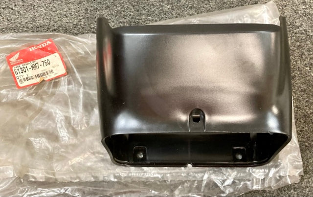 Honda 61301-HM7-750 Case, Headlight New Genuine