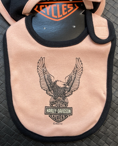 NEW GENUINE HARLEY-DAVIDSON 7009321 Baby Girls' 2 Pack Bar & Shield Knit Bibs